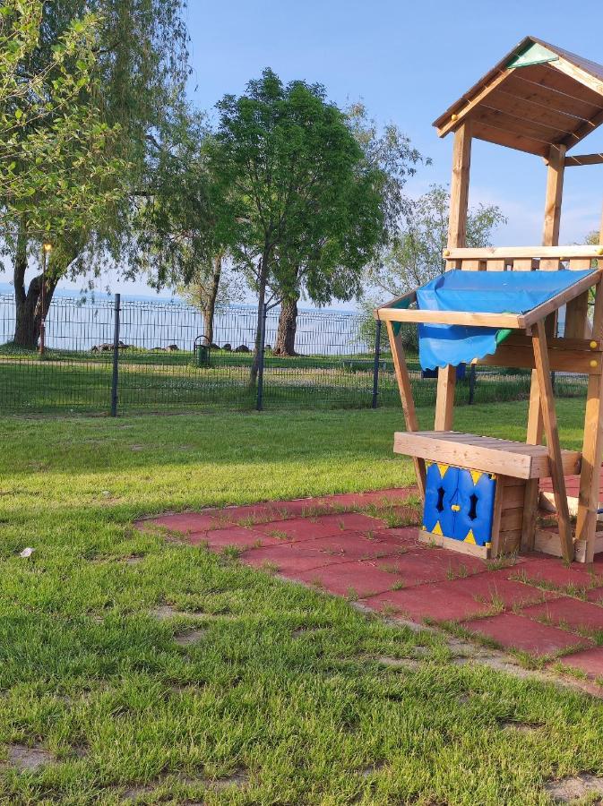 Vizparti Silver X Apartman Siófok Esterno foto